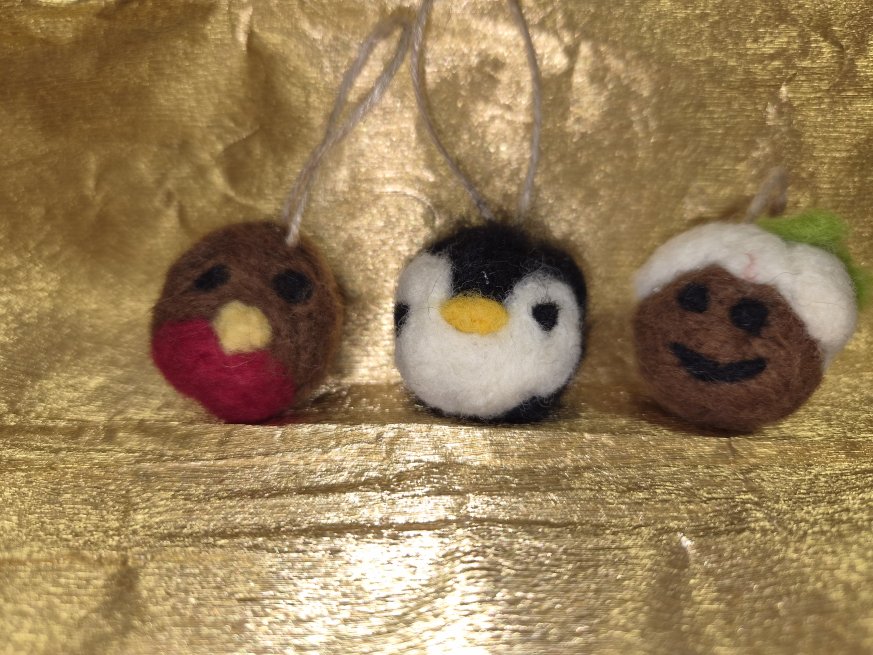 Crafternoon: Needle Felted Decorations