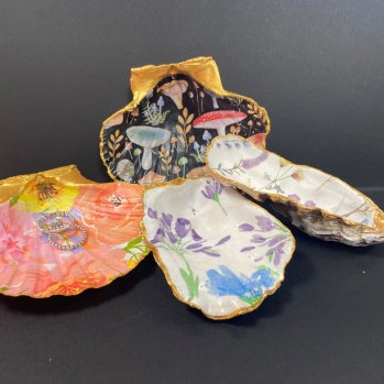 Decoupage Shell Craft